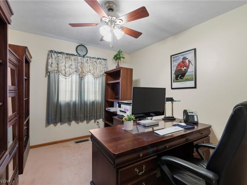 26330 Forbes Road, Oakwood Village, OH 44146 Photo 12