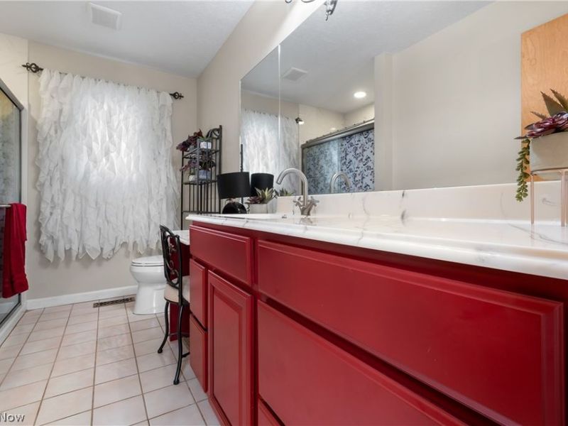 26330 Forbes Road, Oakwood Village, OH 44146 Photo 23