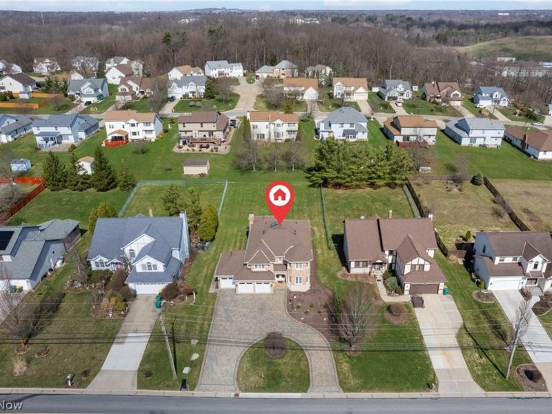 26330 Forbes Road, Oakwood Village, OH 44146 Photo 3