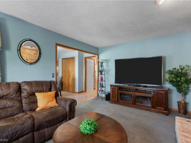 26330 Forbes Road, Oakwood Village, OH 44146 Photo 8