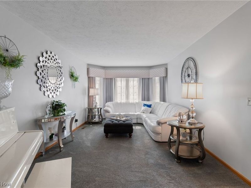 26330 Forbes Road, Oakwood Village, OH 44146 Photo 9