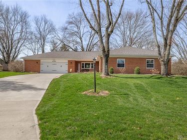 2985 Outlook Court, Beavercreek, OH 45434