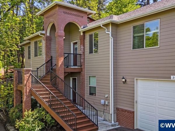 2652 Hoo Doo Dr NW, Salem, OR 97304