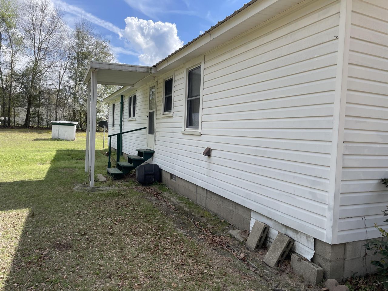 321 Dawson Street Photo 16