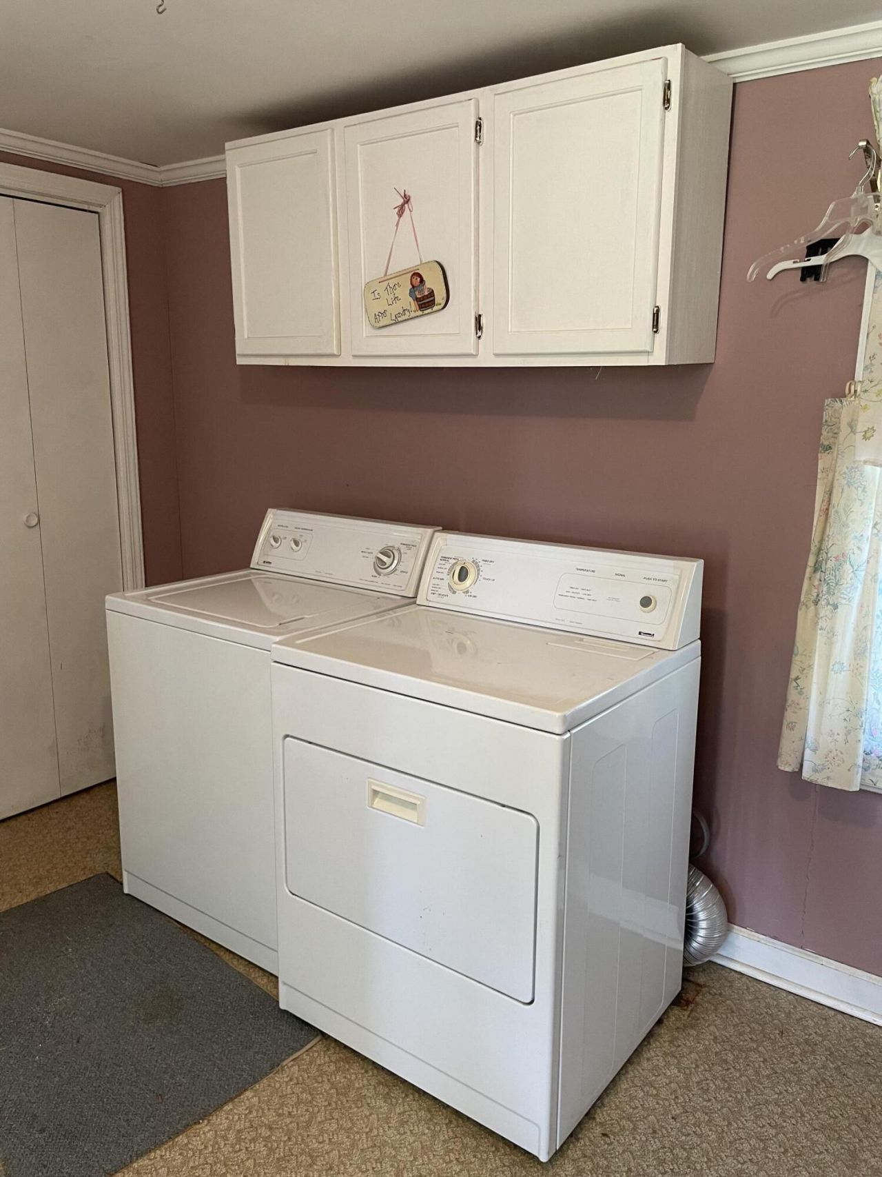 321 Dawson Street Photo 8