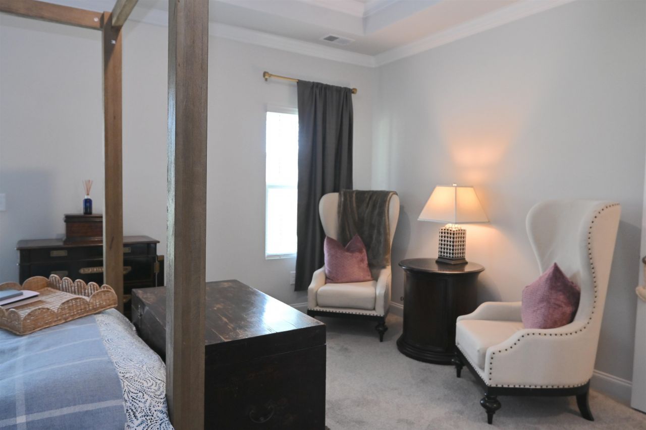 2464 Campton Loop Photo 18