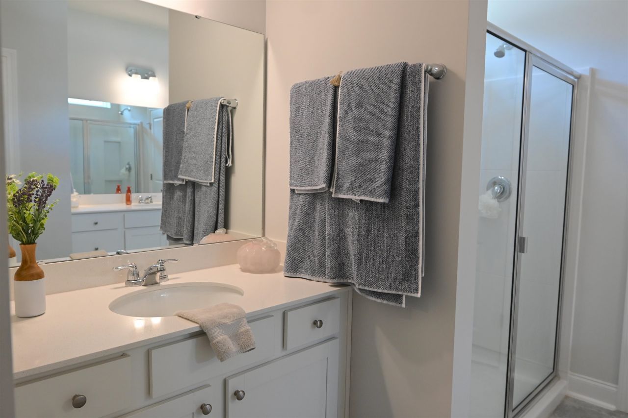 2464 Campton Loop Photo 21