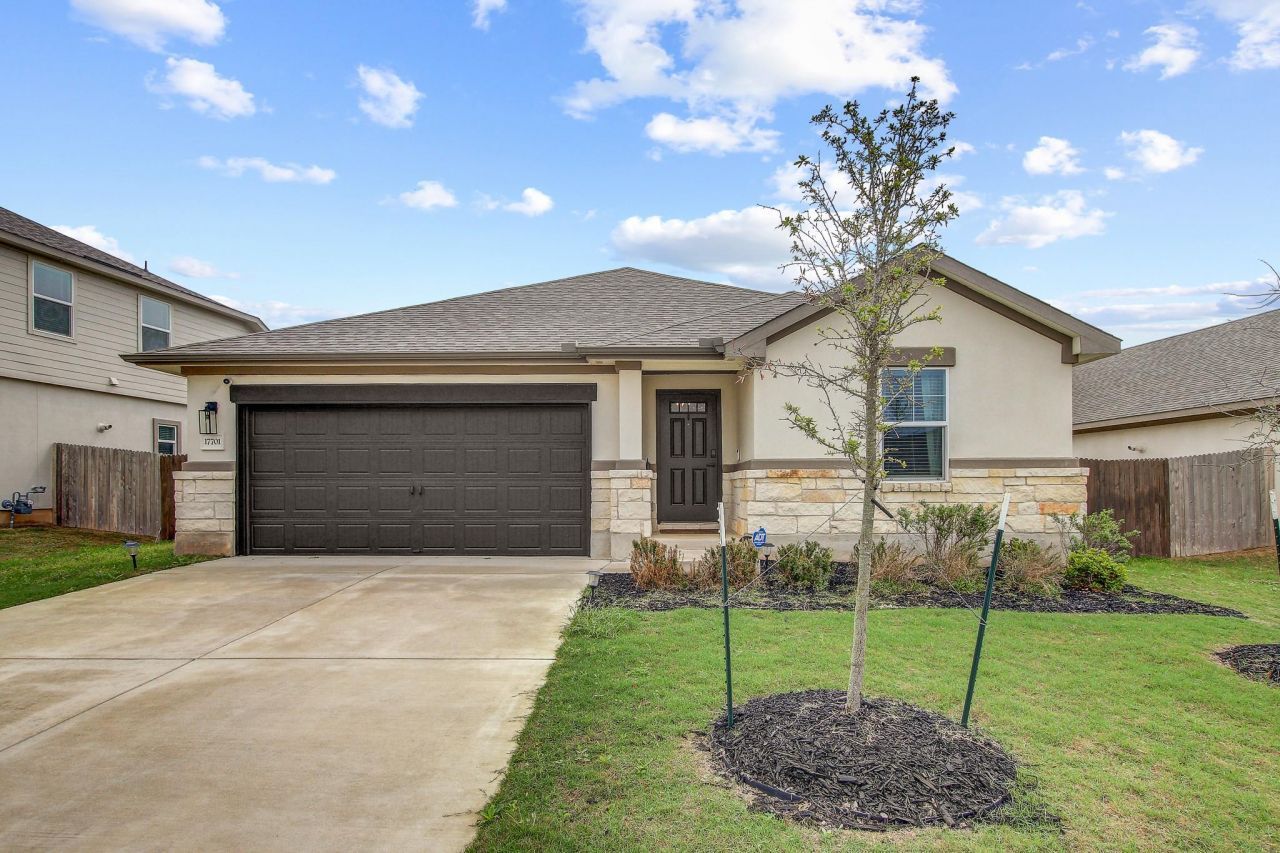 17701 Owl Tree Rd, Manor, TX 78653 Main Photo