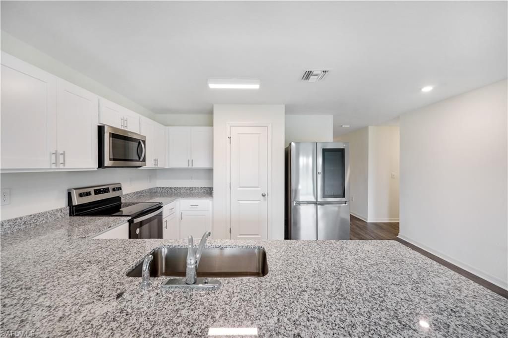 2210 SW 4th St, Cape Coral, FL 33991 Photo