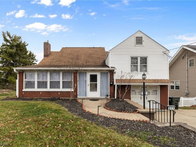 211 S Marietta Street, Saint Clairsville, OH 43950 Photo 1