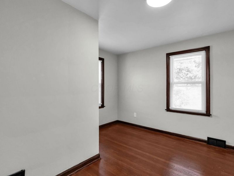 1037 E 18th Avenue , Columbus, OH 43211 Photo 15