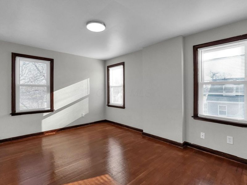 1037 E 18th Avenue , Columbus, OH 43211 Photo 18