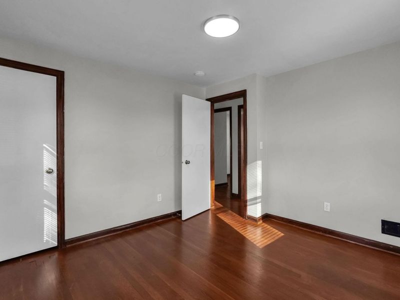 1037 E 18th Avenue , Columbus, OH 43211 Photo 23