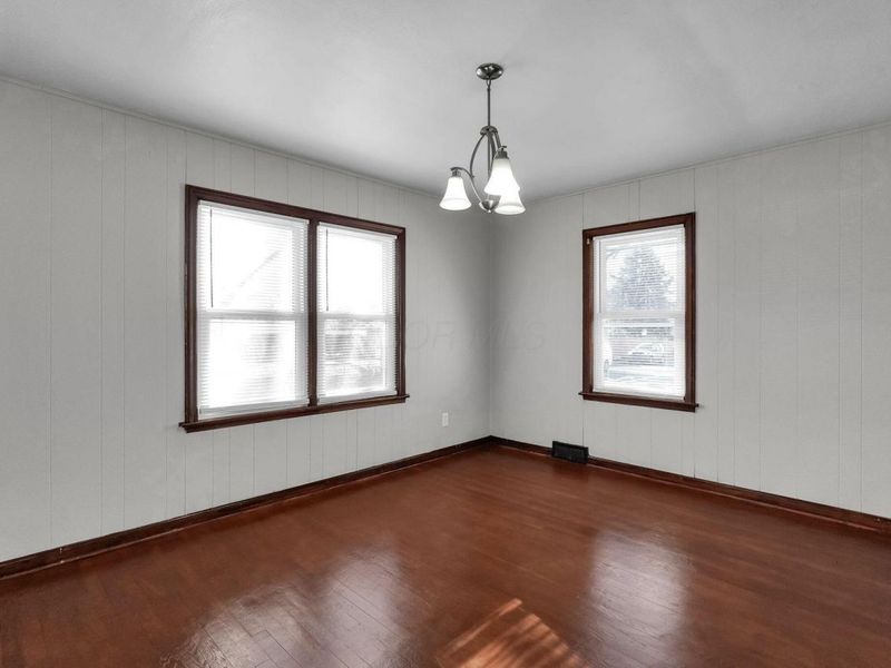 1037 E 18th Avenue , Columbus, OH 43211 Photo 9