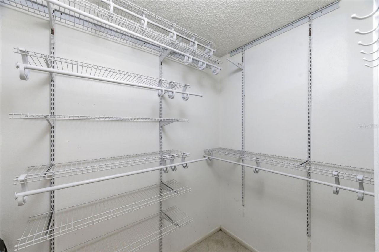 526 St Tropez Circle Ne, Saint Petersburg, FL 33703 Photo