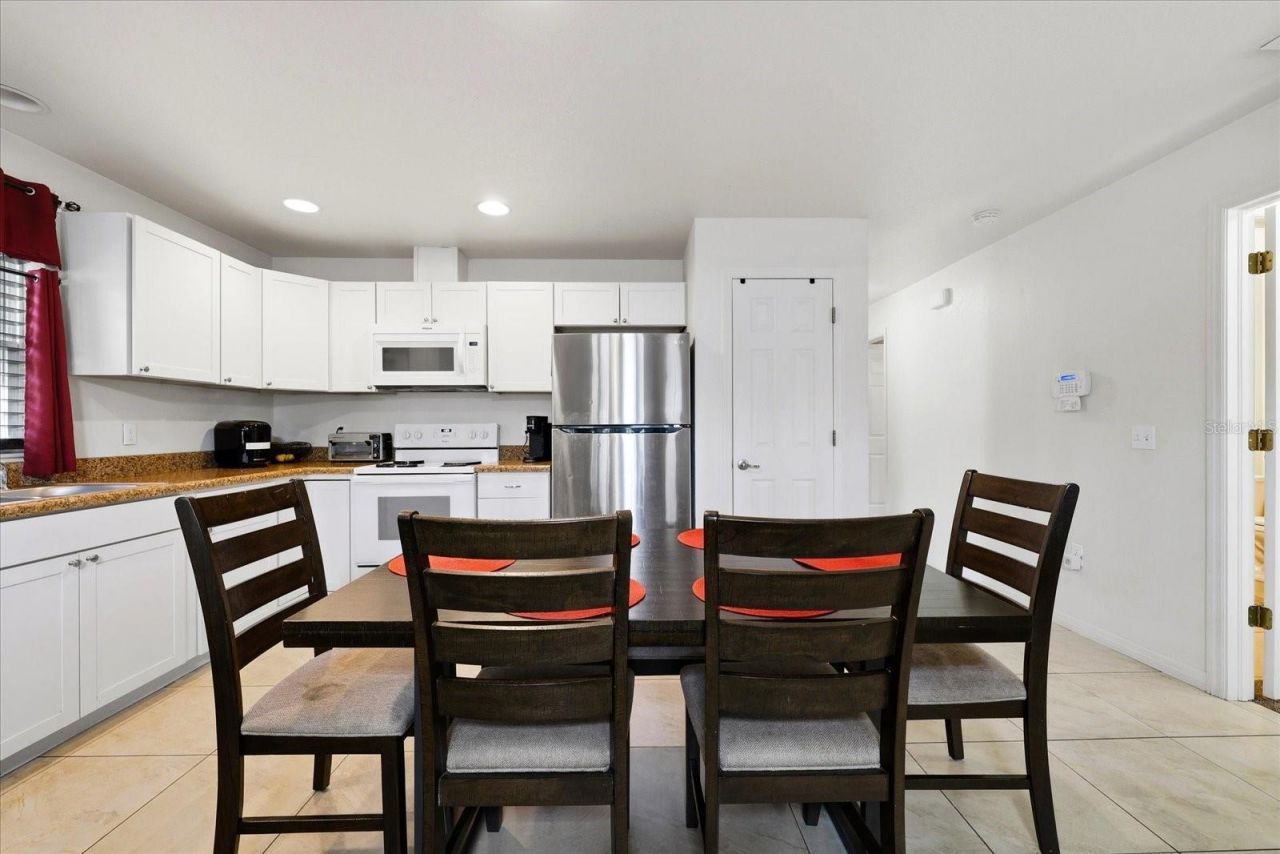 1827 48th Street S, Saint Petersburg, FL 33711 Photo