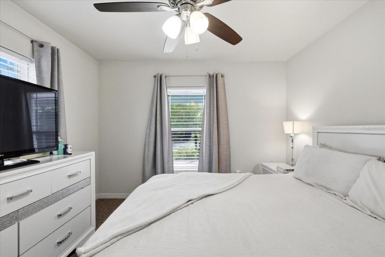 1827 48th Street S, Saint Petersburg, FL 33711 Photo