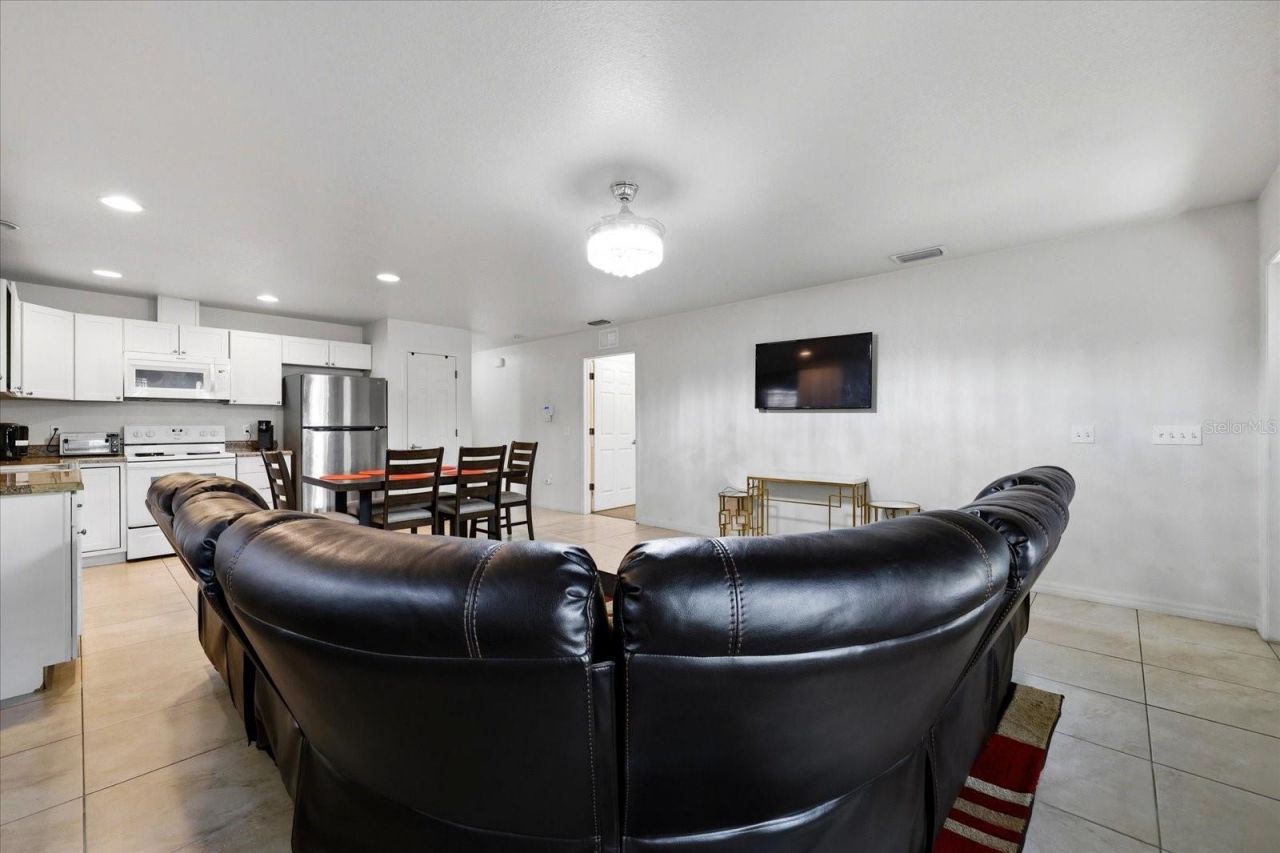 1827 48th Street S, Saint Petersburg, FL 33711 Photo