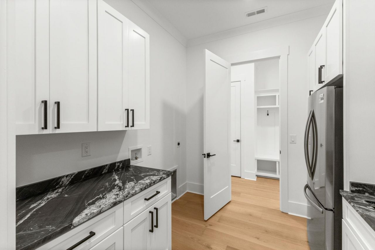 9015 Belvidere Dr. Photo 47