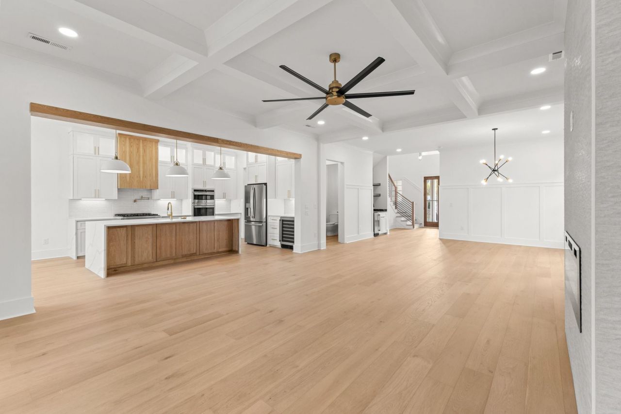 9015 Belvidere Dr. Photo 9