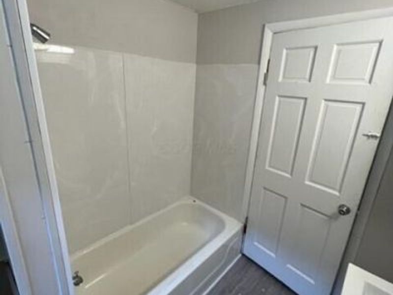 , Unit 140/142, Columbus, OH 43222 Photo 10