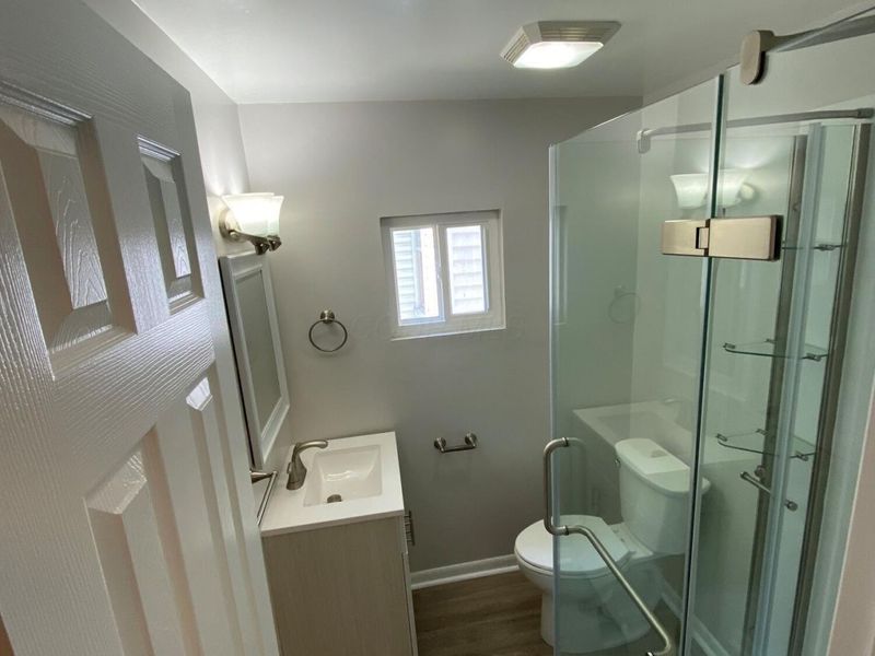 , Unit 140/142, Columbus, OH 43222 Photo 3