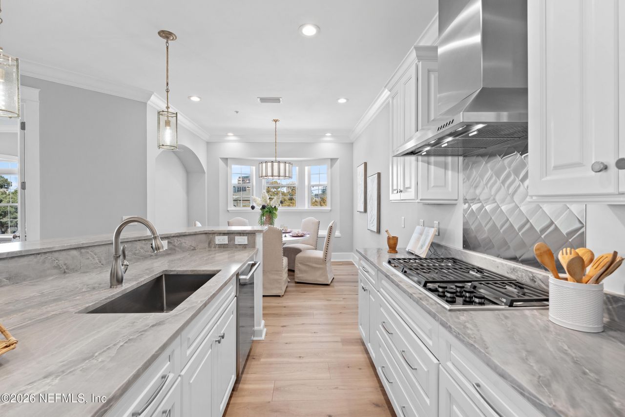 1616 River Road, Unit 106, Jacksonville, FL 32207 Photo