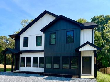 2638 Sunnymeade Road, Rustburg, VA 24588