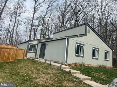 2216 SANIBEL DRIVE , RESTON, VA 20191