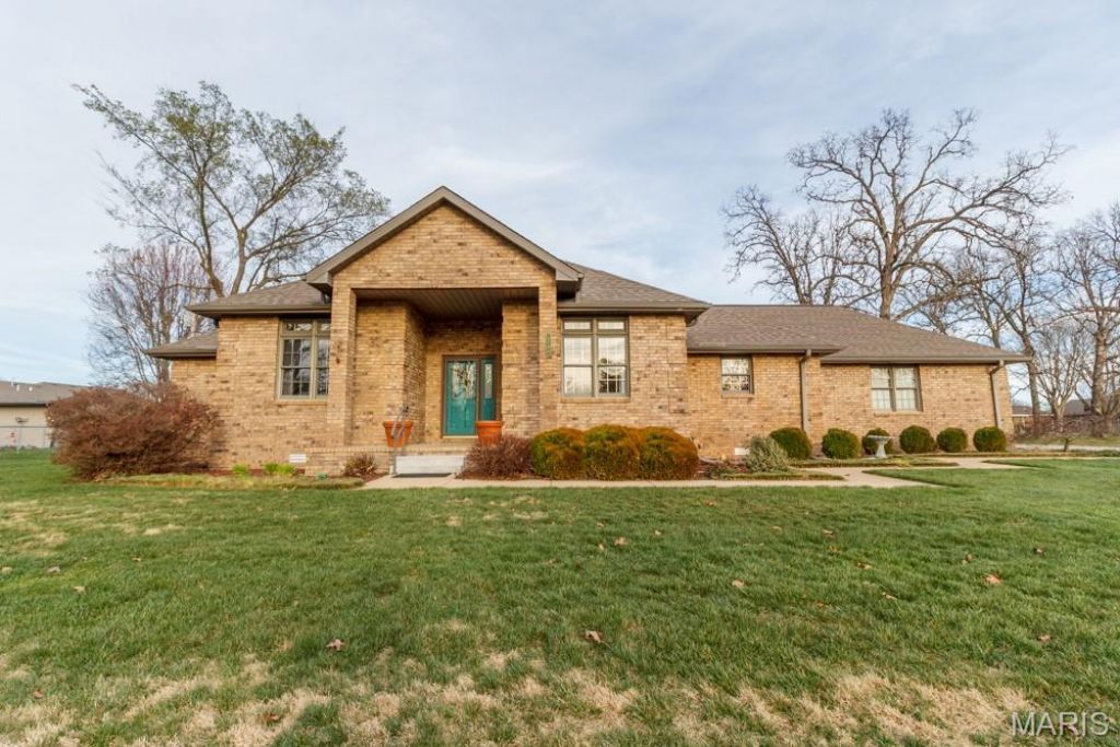 1808 Magnolia Drive, Lebanon, MO 65536 Main Photo