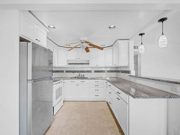 2049 Hythe C, Boca Raton, FL 33434