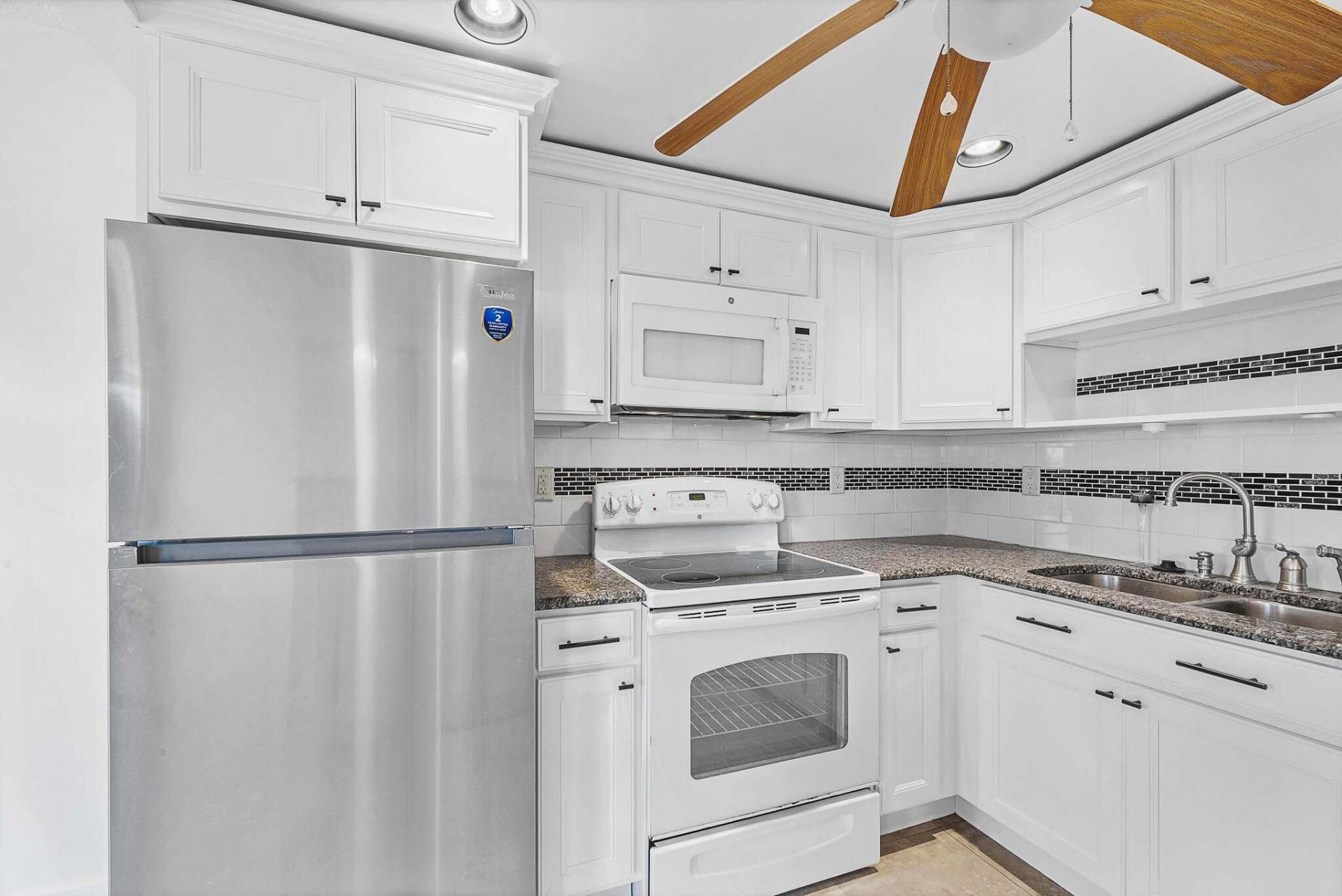 2049 Hythe C, Boca Raton, FL 33434 Photo