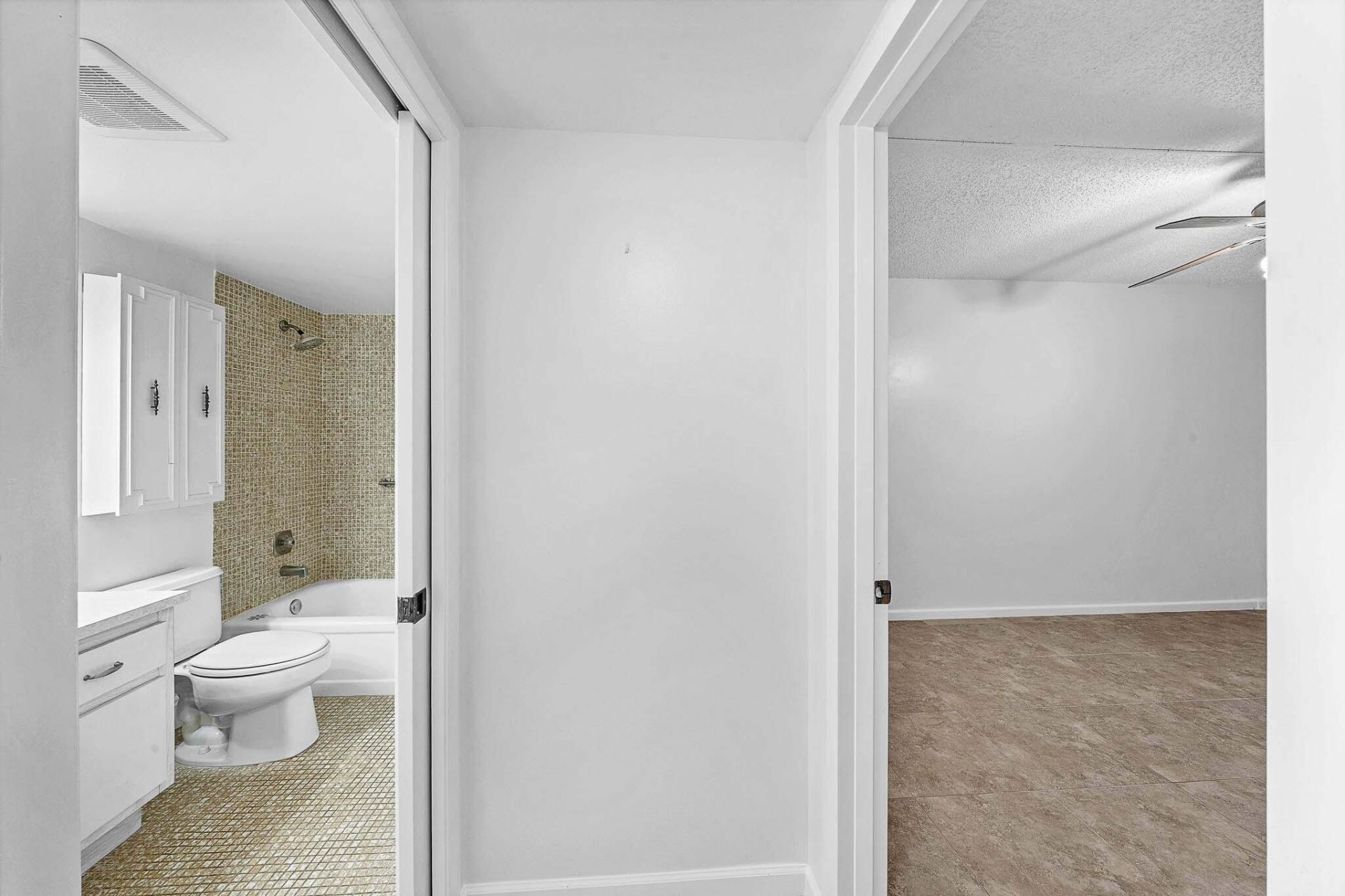 2049 Hythe C, Boca Raton, FL 33434 Photo