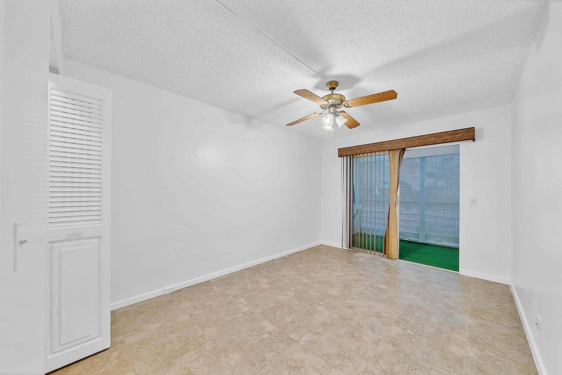 2049 Hythe C, Boca Raton, FL 33434 Photo