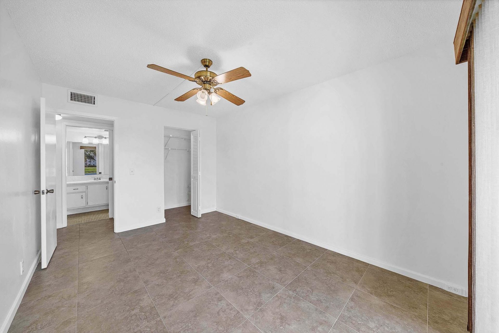 2049 Hythe C, Boca Raton, FL 33434 Photo