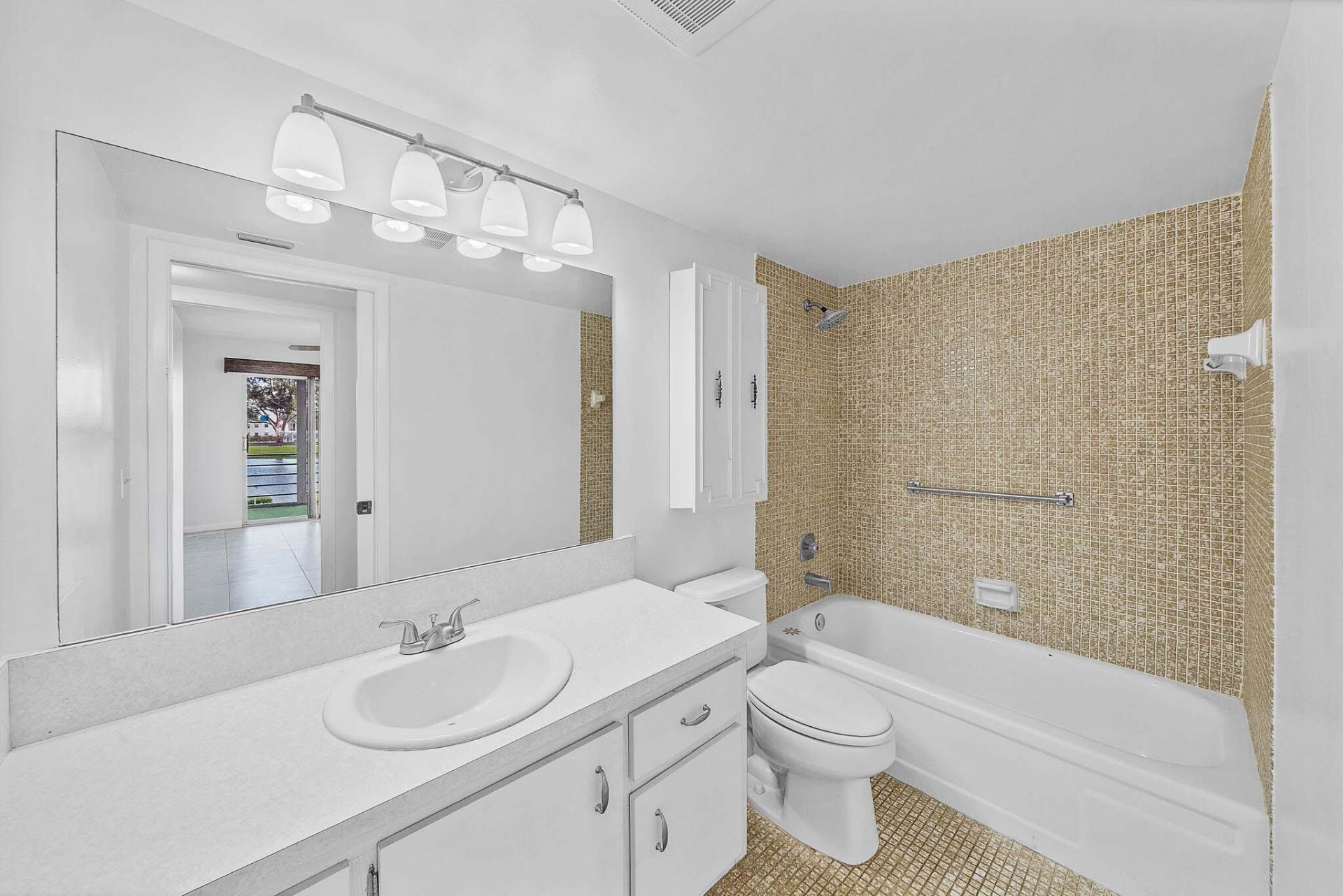 2049 Hythe C, Boca Raton, FL 33434 Photo