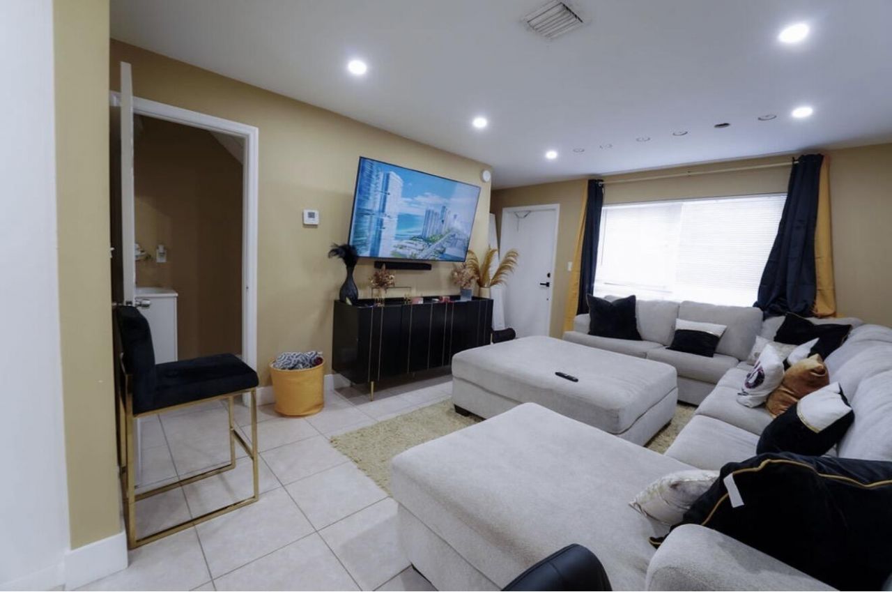 6611 Winfield Boulevard, Unit 109-b, Margate, FL 33063 Photo