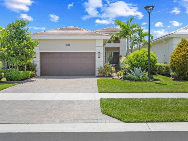 16124 Key Biscayne Lane, Westlake, FL 33470