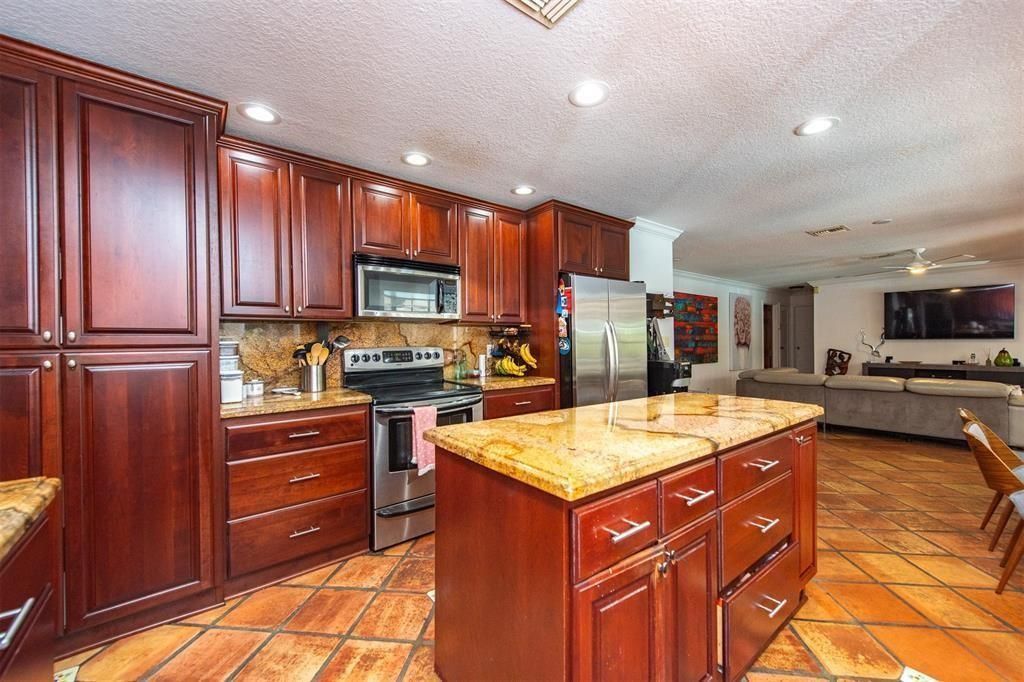 11650 SW 1st Street, Plantation, FL 33325 Photo