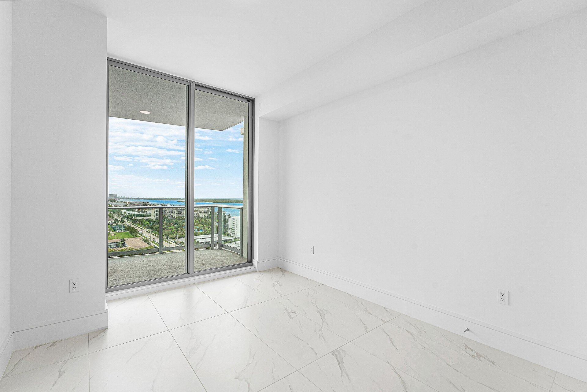 220 Lake Shore Drive, Unit 1613, Lake Park, FL 33403 Photo