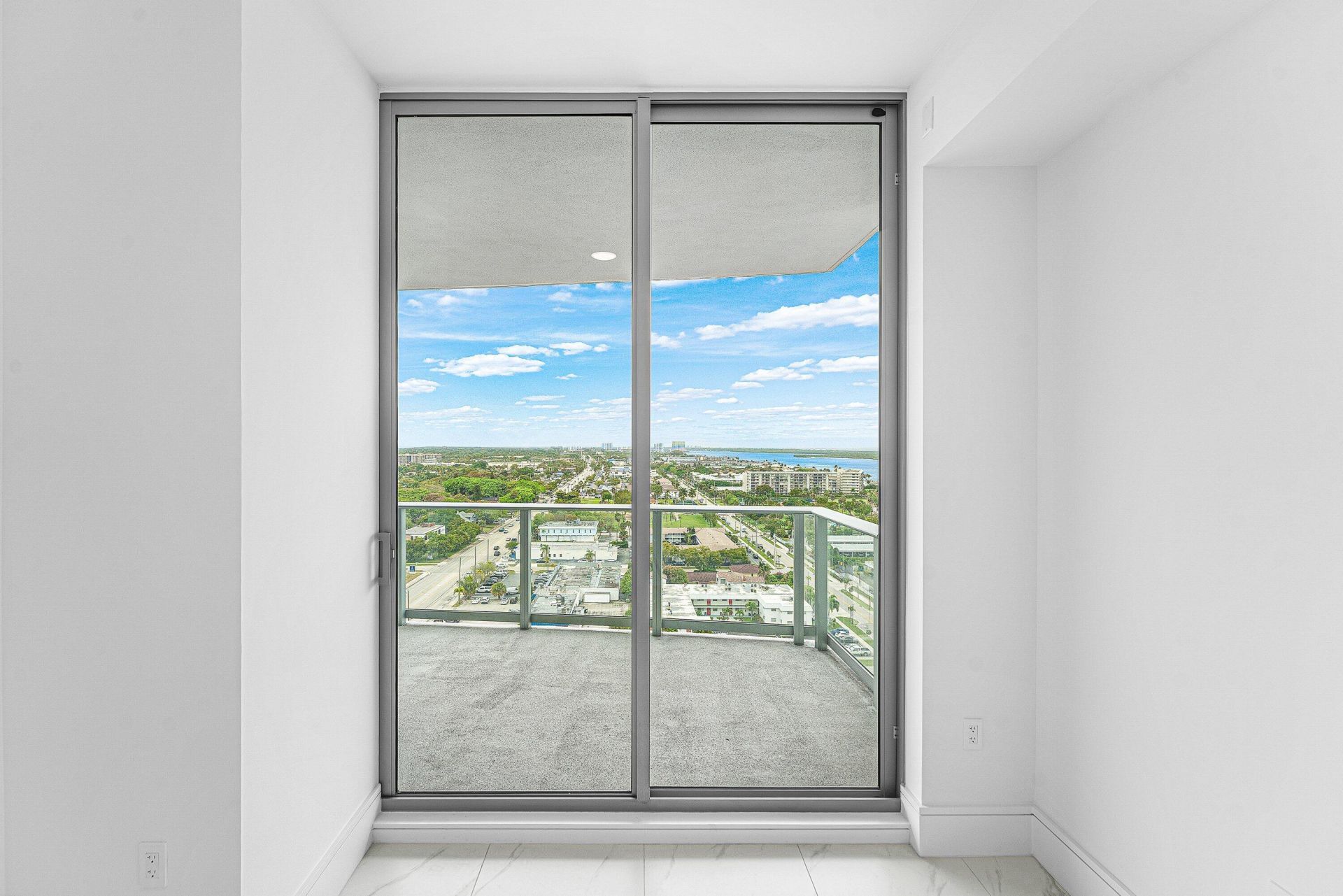 220 Lake Shore Drive, Unit 1613, Lake Park, FL 33403 Photo