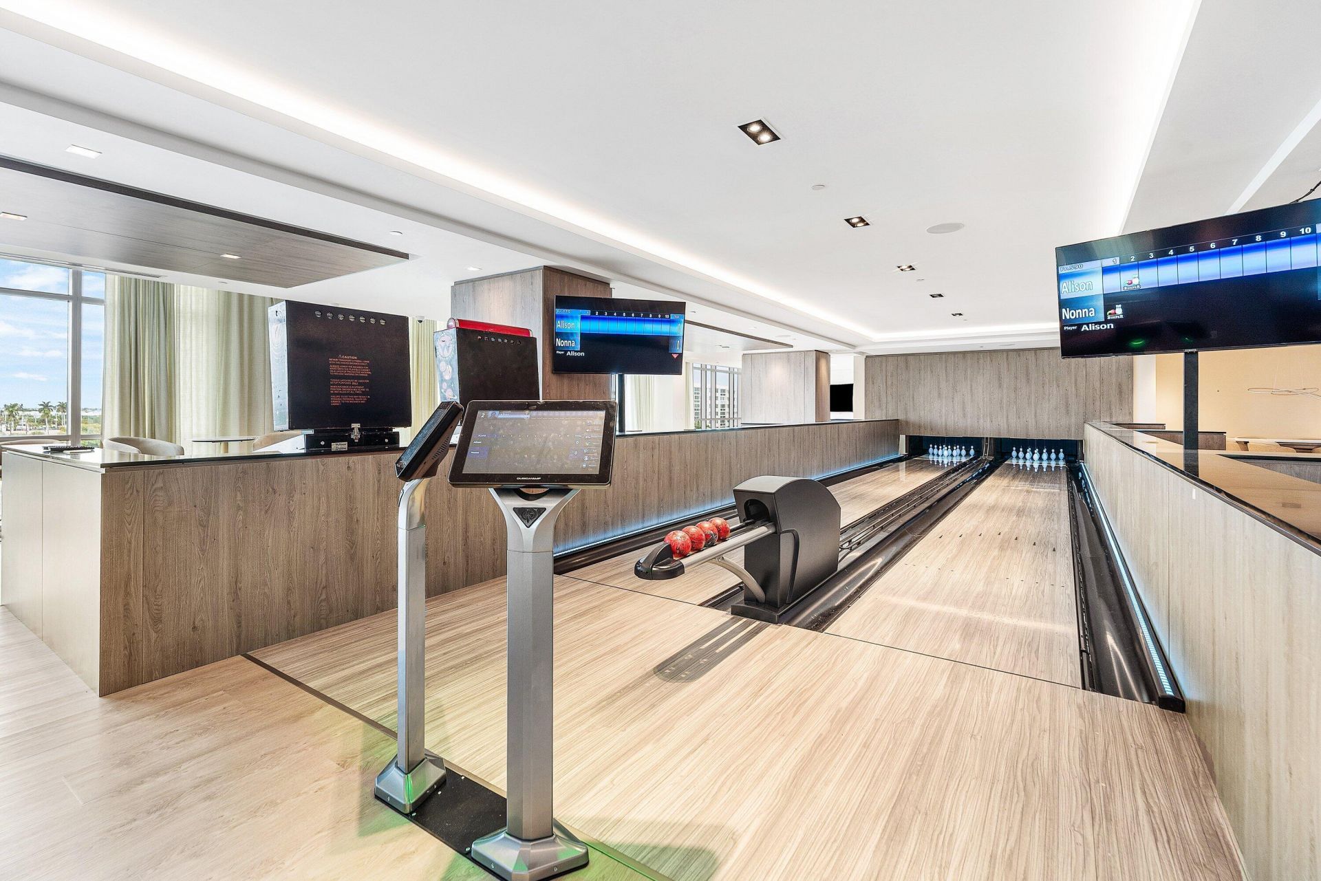 220 Lake Shore Drive, Unit 1613, Lake Park, FL 33403 Photo