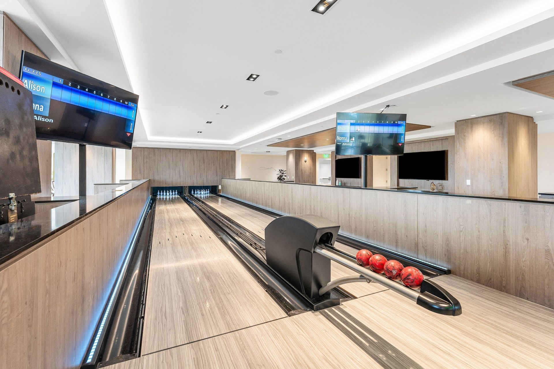 220 Lake Shore Drive, Unit 1613, Lake Park, FL 33403 Photo