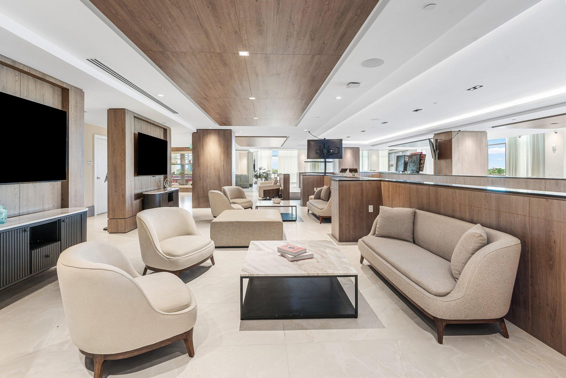 220 Lake Shore Drive, Unit 1613, Lake Park, FL 33403 Photo