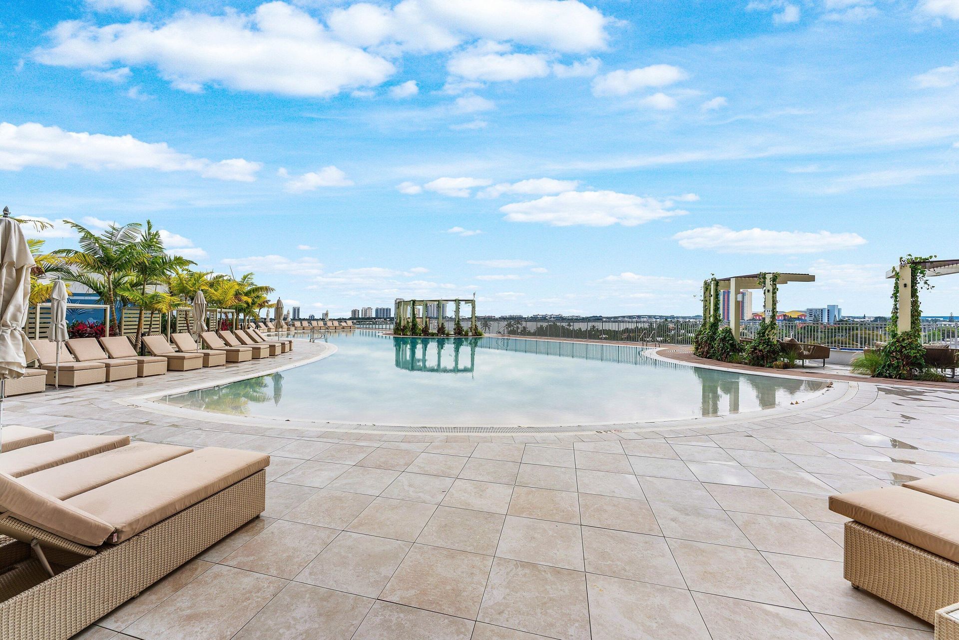 220 Lake Shore Drive, Unit 1613, Lake Park, FL 33403 Photo