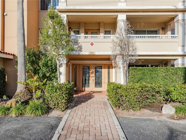 950 BROADWAY , Unit 103, DUNEDIN, FL 34698