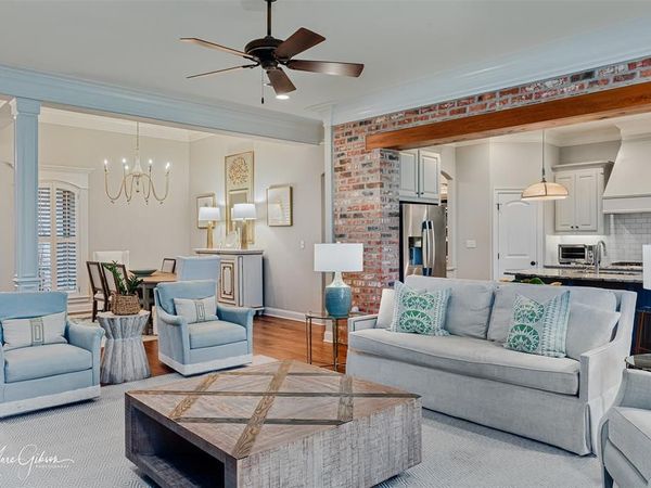 988 Dumaine Drive, Shreveport, LA 71106