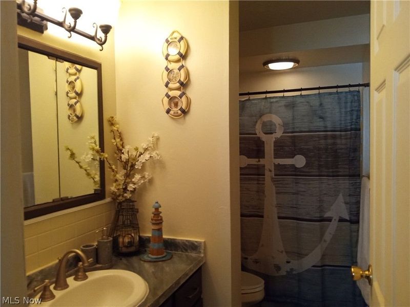 13578 Foxcroft Drive, Garfield Heights, OH 44125 Photo 8