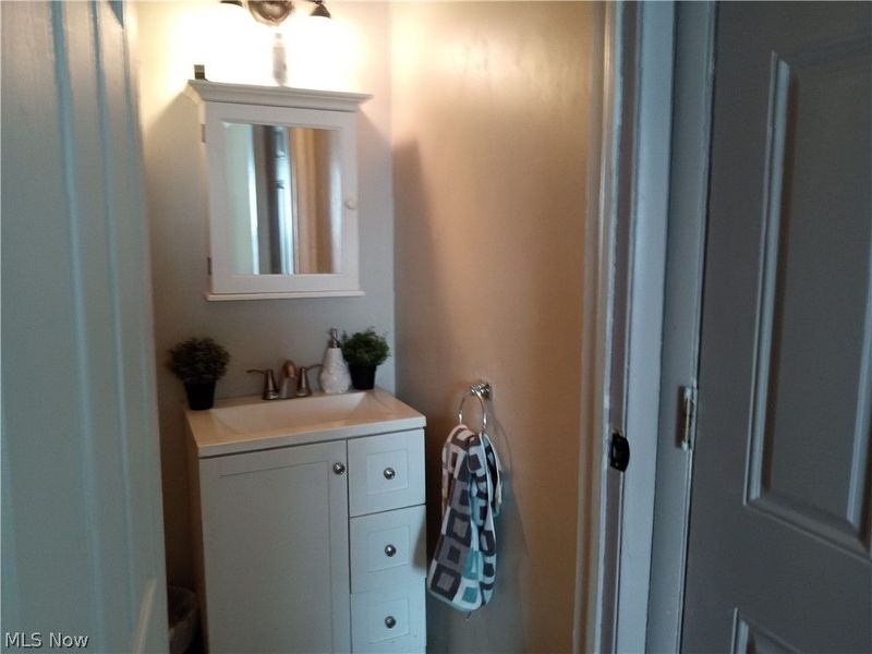 13578 Foxcroft Drive, Garfield Heights, OH 44125 Photo 9