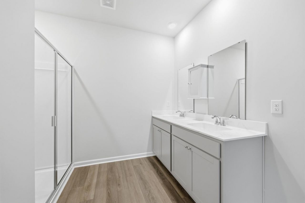 655 Gryffindor Dr. Photo 16